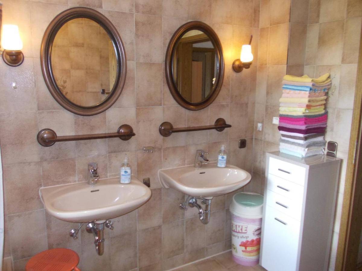 Xxl Apartment, 10 Beds, 4 Sleep-Rooms, 140Qm, 2 Wc, 2 Shower && Bruckmuhl Ngoại thất bức ảnh