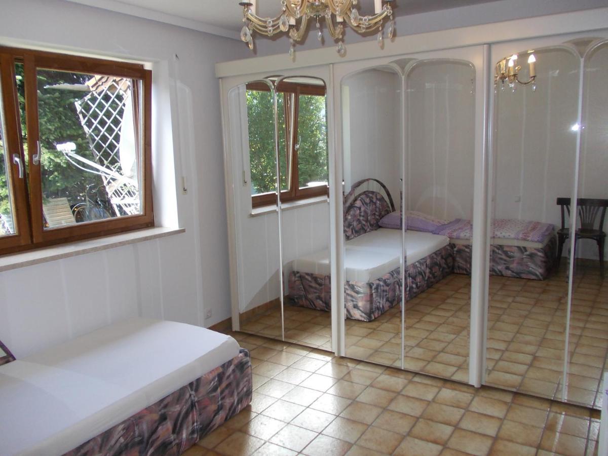 Xxl Apartment, 10 Beds, 4 Sleep-Rooms, 140Qm, 2 Wc, 2 Shower && Bruckmuhl Ngoại thất bức ảnh