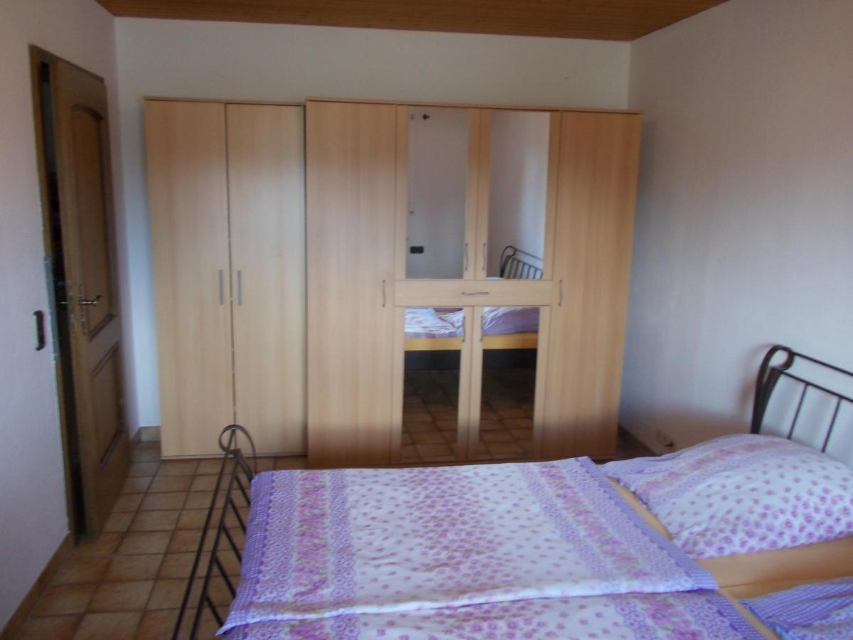 Xxl Apartment, 10 Beds, 4 Sleep-Rooms, 140Qm, 2 Wc, 2 Shower && Bruckmuhl Ngoại thất bức ảnh